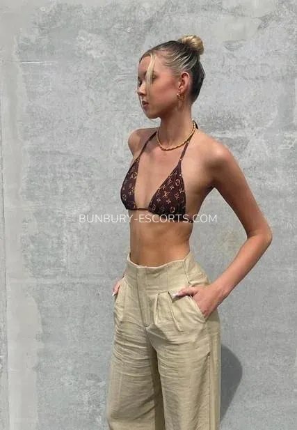 Bunbury escorts Maya — 1