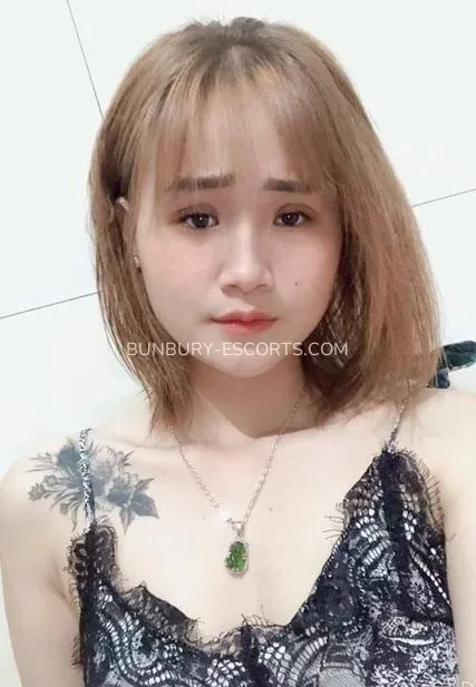 Bunbury escorts Ellen — 3