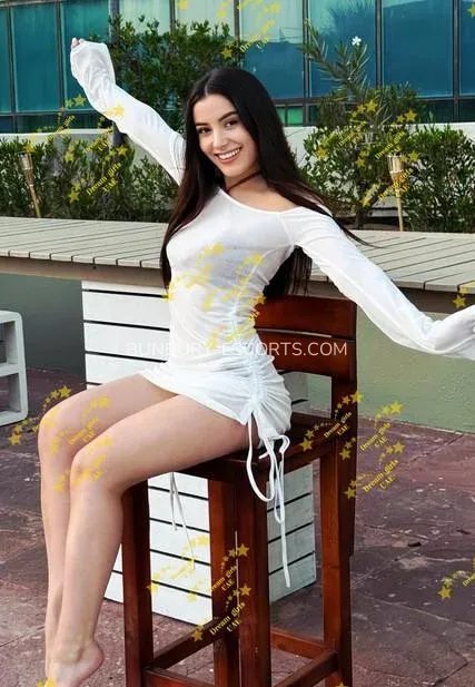 Bunbury escorts Ulrika — 10