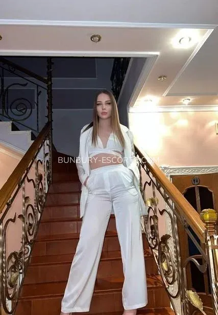 Bunbury escorts Brianna — 4