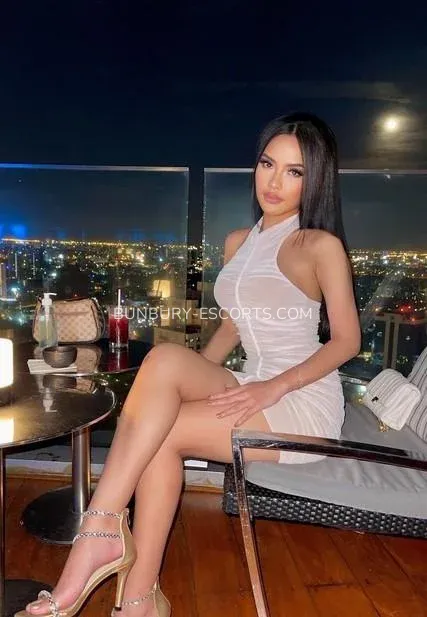 Bunbury escorts Valeria — 1