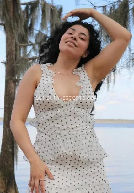 Bunbury escorts Selena — 3