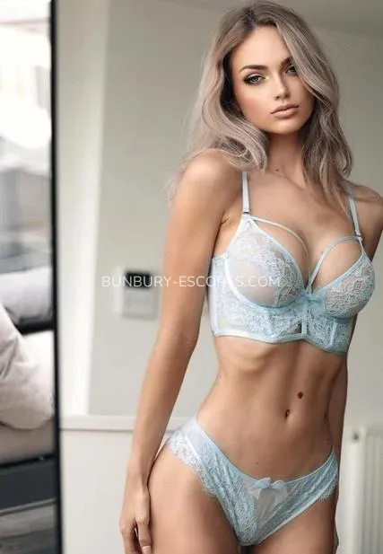 Bunbury escorts Arianna — 4