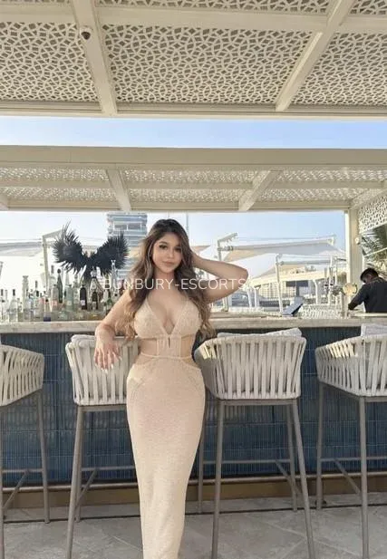 Bunbury escorts Lena — 3