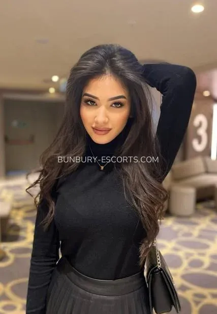 Bunbury escorts Pia — 3