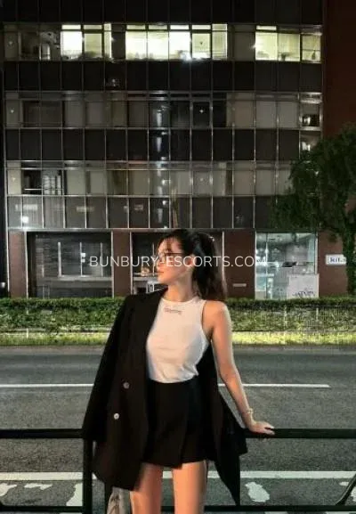 Bunbury escorts Maj — 1