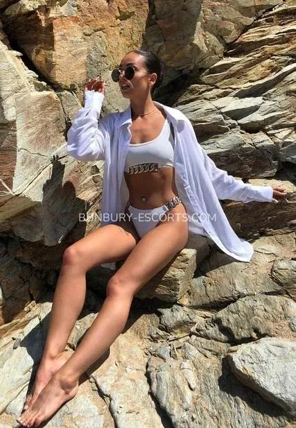 Bunbury escorts Marianne — 5