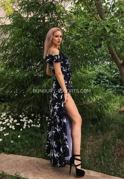 Bunbury escorts Leah — 8