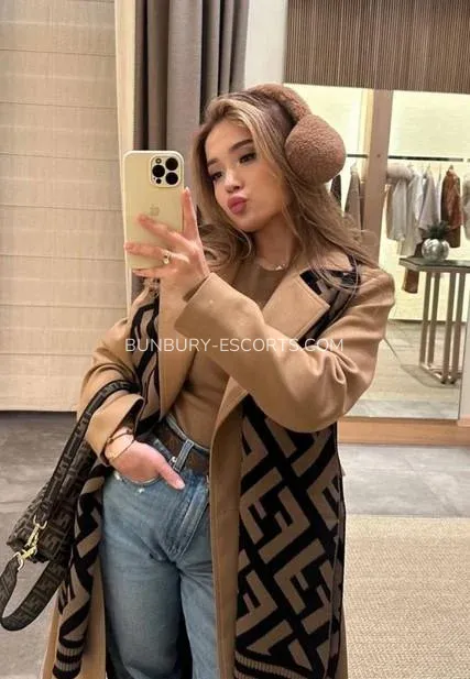 Bunbury escorts Paige — 4