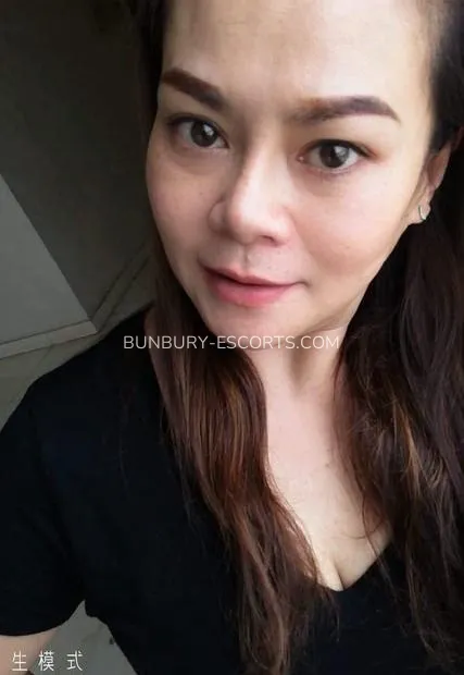 Bunbury escorts Charlotte — 2