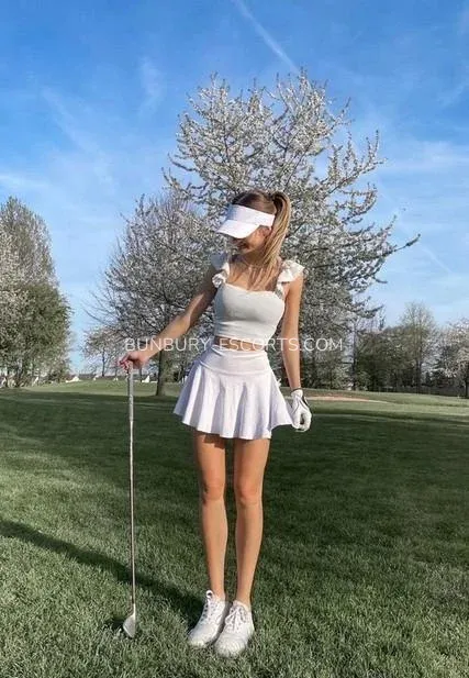 Bunbury escorts Ebba — 5