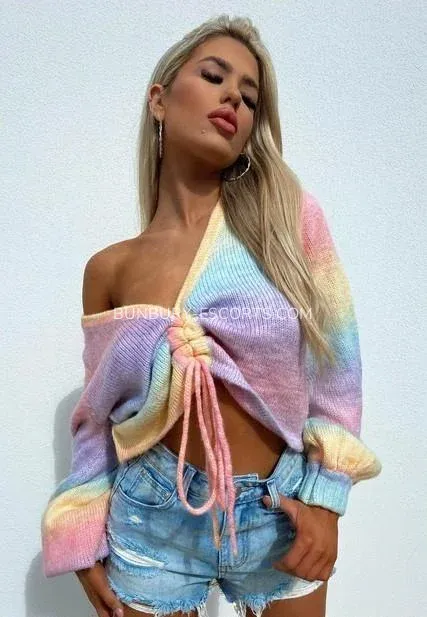 Bunbury escorts Caroline — 6