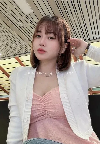 Bunbury escorts Emelie — 1