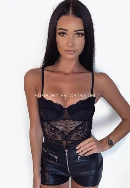 Bunbury escorts Hanna — 7