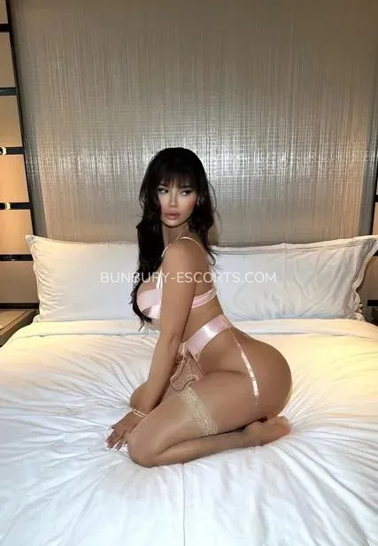 Bunbury escorts Shelby — 3