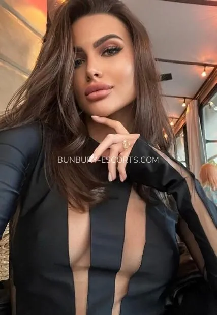 Bunbury escorts Lindsay — 2