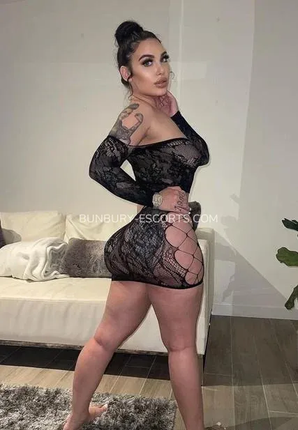 Bunbury escorts Valerie — 4