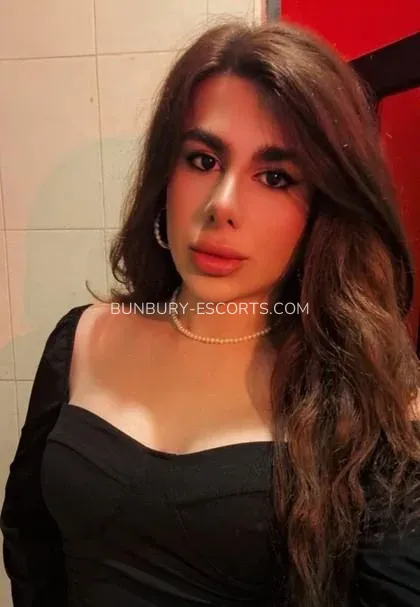 Bunbury escorts Viktoria — 3