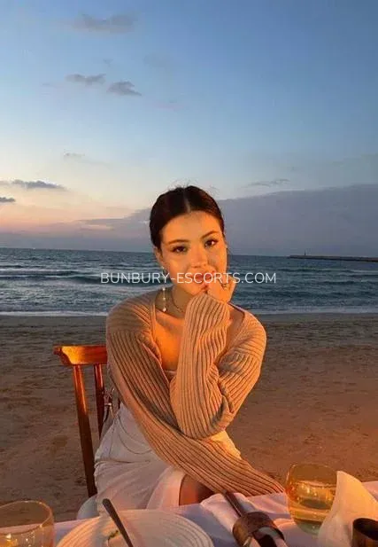 Bunbury escorts Birgitta — 7