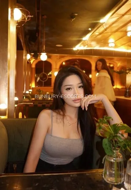 Bunbury escorts Lena — 2