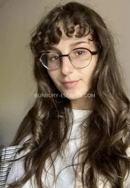 Bunbury escorts Adriana — 3