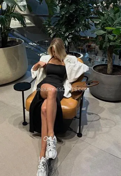 Bunbury escorts Belinda — 1