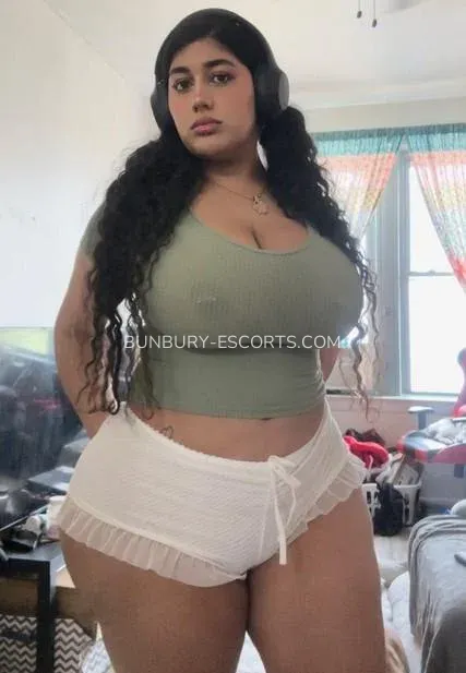 Bunbury escorts Siv — 4