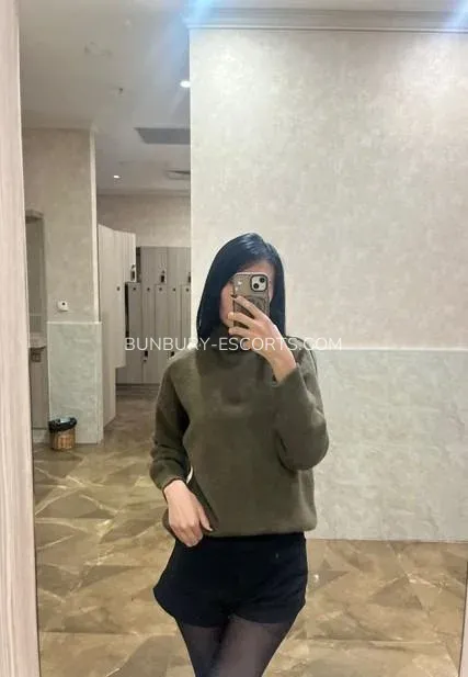 Bunbury escorts Paris — 1