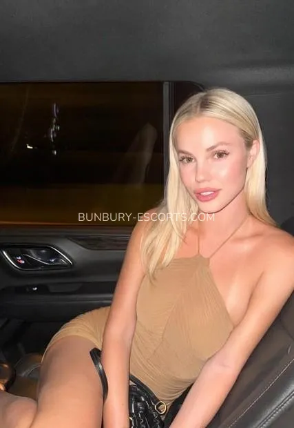 Bunbury escorts Amelia — 2