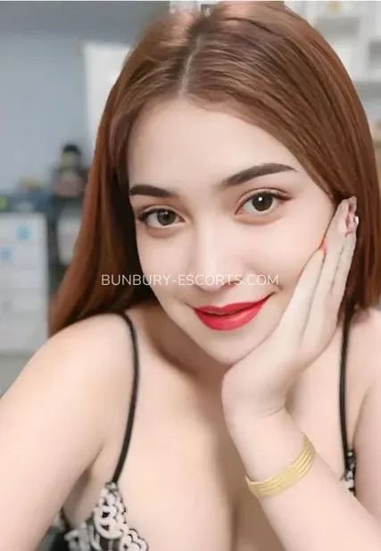 Bunbury escorts Marie — 1