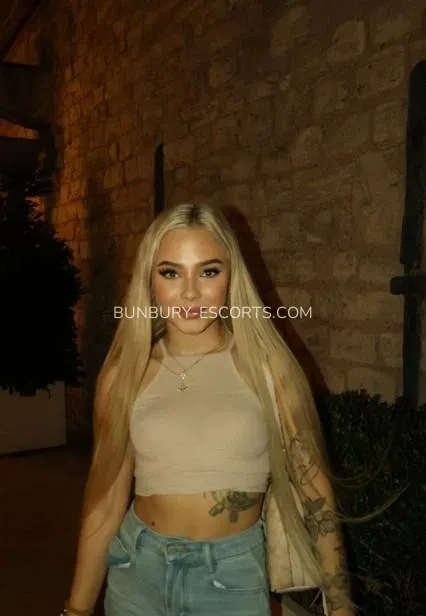 Bunbury escorts Naomi — 1