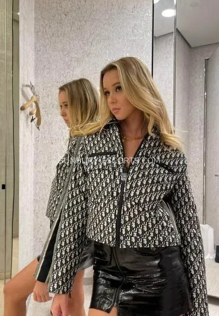 Bunbury escorts Maya — 3