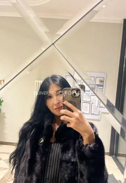 Bunbury escorts Paris — 6